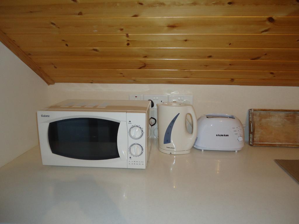 Petralona Apartment Agios Athanasios Exterior photo
